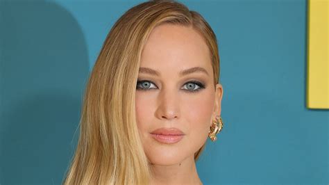 jennifier lawrence nude|Jennifer Lawrence shocks fans by getting completely naked in。